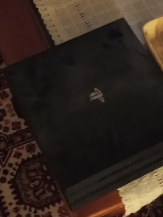 PlayStation 4 Pro (PS4 Pro) Negra