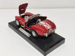 Ford Cobra 427S/C escala 1:24