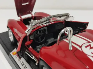 Ford Cobra 427S/C escala 1:24