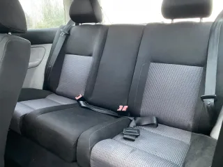 Volkswagen Golf 2003