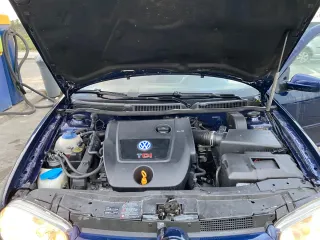 Volkswagen Golf 2003