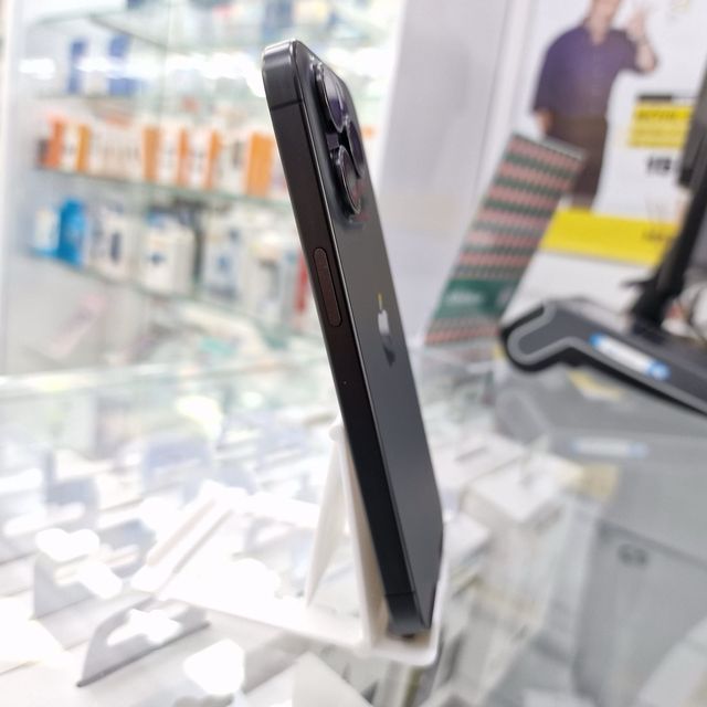 Apple IPhone 15 Pro 128GB Space Gray Usado