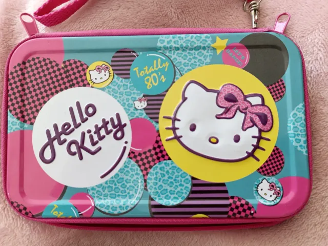 Bolso metálico Hello Kitty estilo 80s