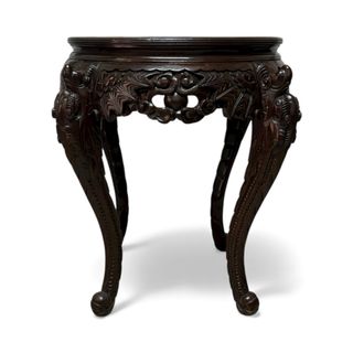 Mesa auxiliar oriental Circa 1.890.