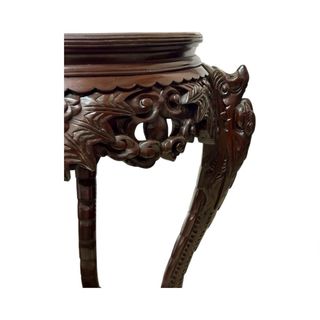 Mesa auxiliar oriental Circa 1.890.