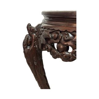 Mesa auxiliar oriental Circa 1.890.