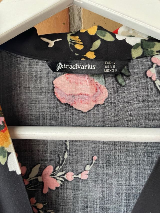 Vestido largo flores negro manga larga