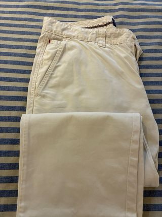 Pantalón chino Arrow