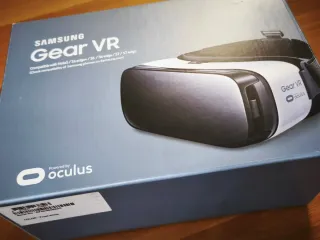 Samsung Gear VR praticamente nuovo. Inutilizzato