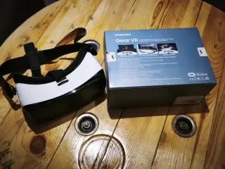 Samsung Gear VR praticamente nuovo. Inutilizzato
