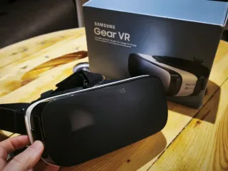 Samsung Gear VR praticamente nuovo. Inutilizzato