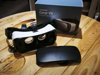Samsung Gear VR praticamente nuovo. Inutilizzato