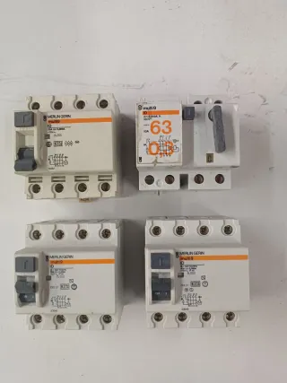 Interruptores Diferenciales Merlin Gerin multi9