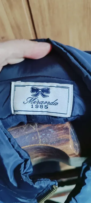 Trenca abrigo capucha azul marino