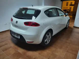 SEAT Leon 2 2011 1.9 tdi