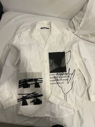 Camisa Zara Estampada Blanca y Negra