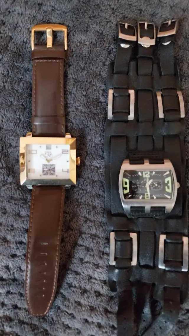 2 Relojes uno de Cincuenta