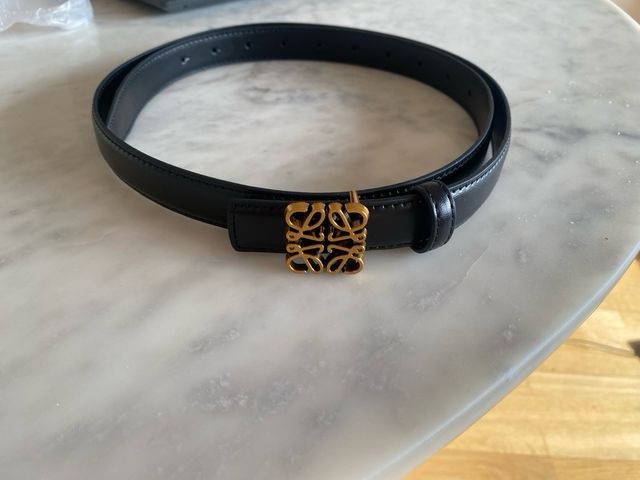 Cinturón  Negro Hebilla Dorada