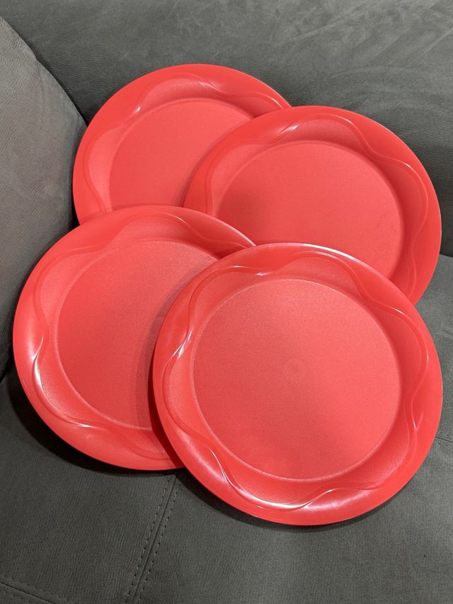 Set 4 Piatti Tupperware colore corallo
