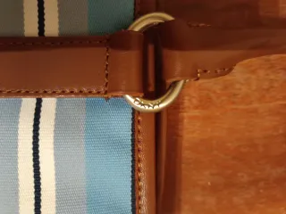 Bolso DKNY rayas azul y beige