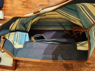 Bolso DKNY rayas azul y beige