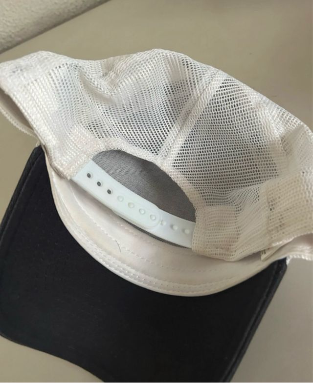 Gorra New Era Yankees Negra y Blanca