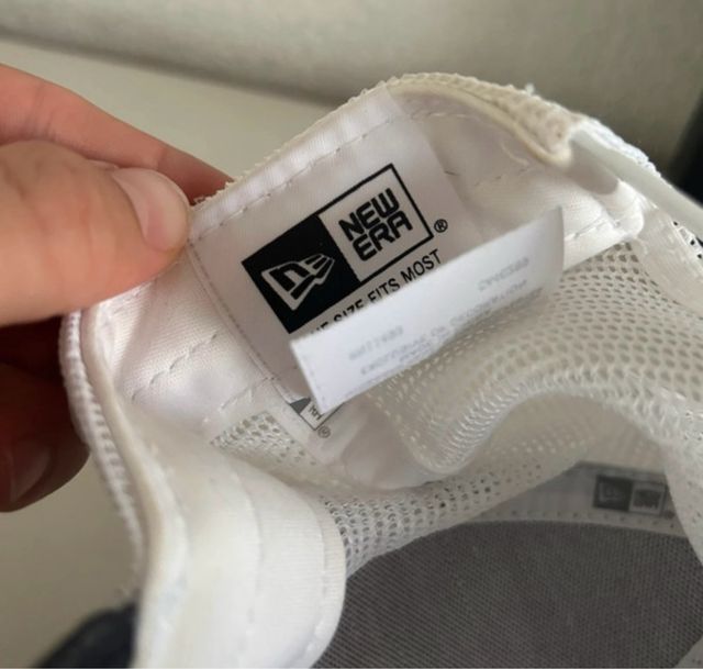 Gorra New Era Yankees Negra y Blanca