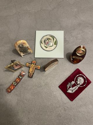 8 oggetti sacro religiosi