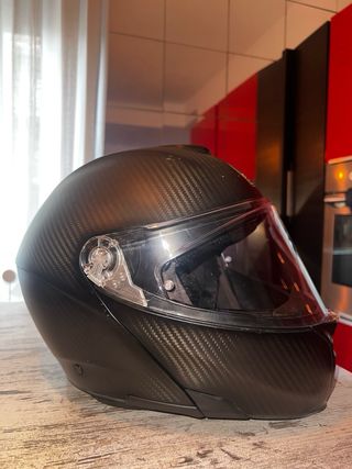 Casco AGV Carbon Look