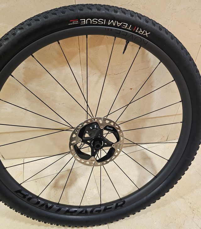 Juego Ruedas Bontrager Kovee RSL 29 TLR Boost