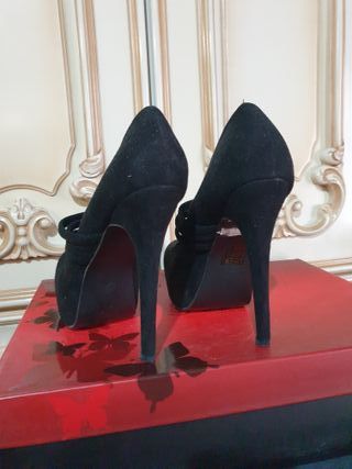 Zapatos tacón aguja plataforma negros