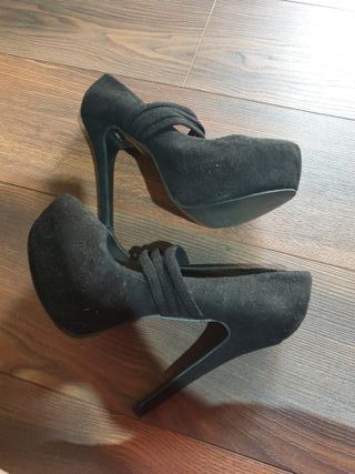 Zapatos tacón aguja plataforma negros