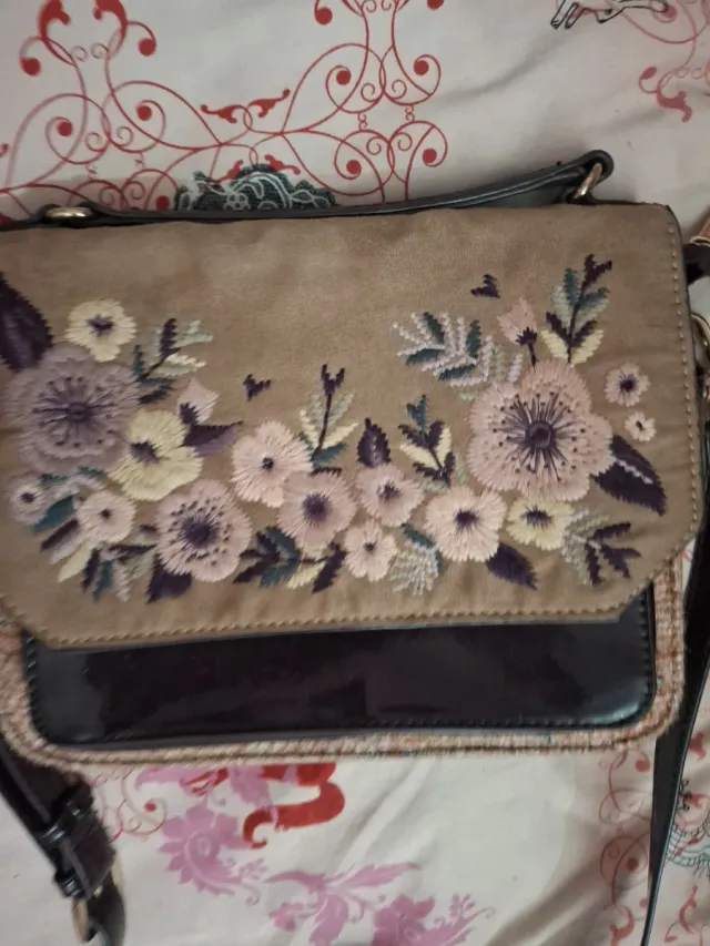 Bolso bandolera mujer floral beige y morado