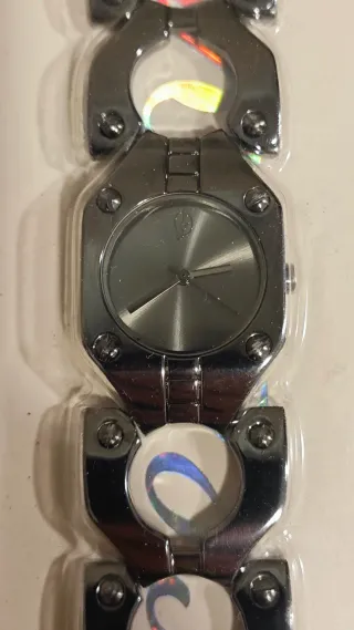 Reloj Stradivarius mujer eslabones plateado