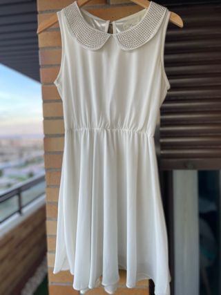 Vestido blanco con cuello Peter Pan