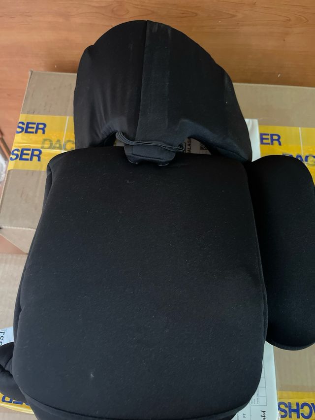 Funda reductora silla bebé negra