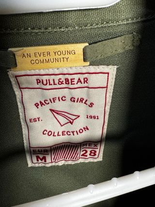 Chaqueta verde Pull&Bear 100% algodón