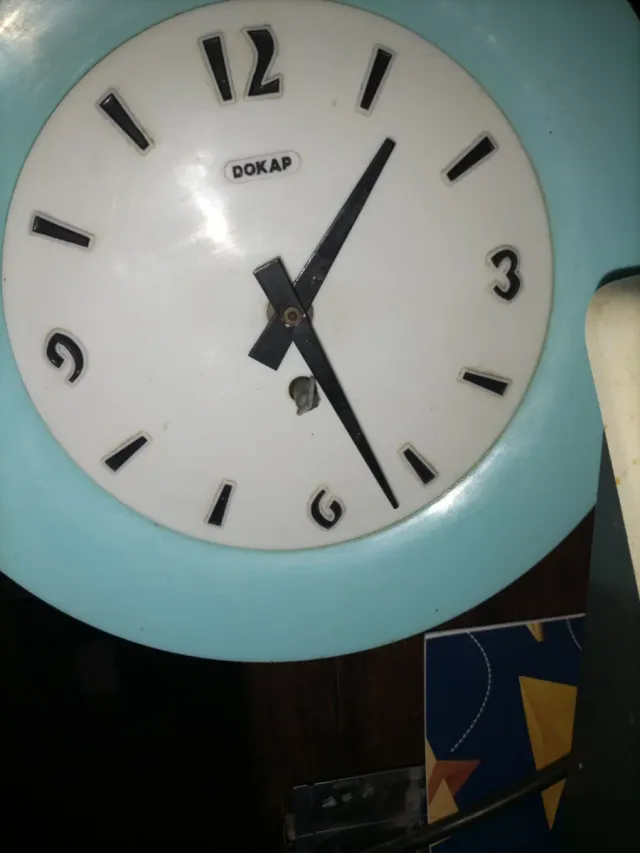 Reloj de pared DOKAP