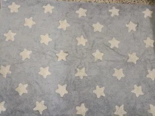 Alfombra Lorena Canals estrellas azul