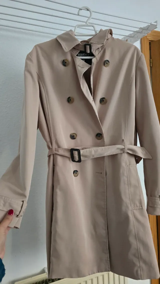 Gabardina beige mujer