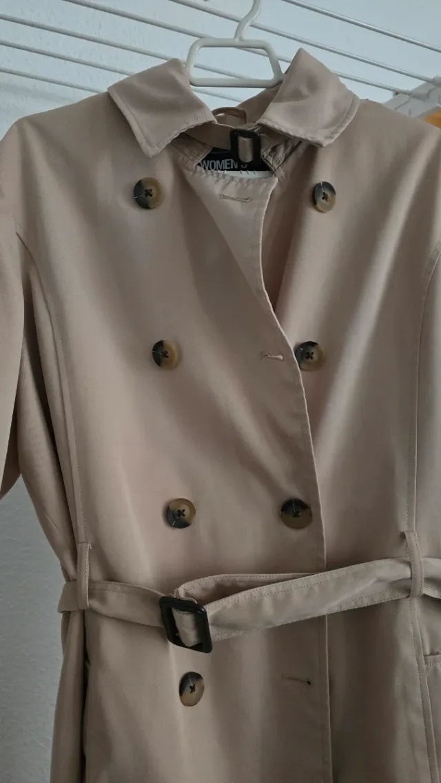 Gabardina beige mujer