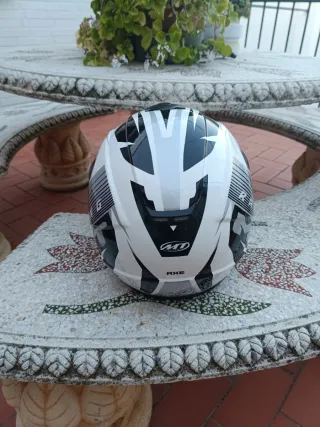 2 Cascos Moto Cyber y MT Helmets