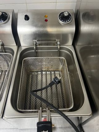 2 Freidoras Eléctricas 10L Monofásicas
