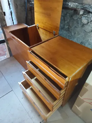 Baúl y cajonera roble