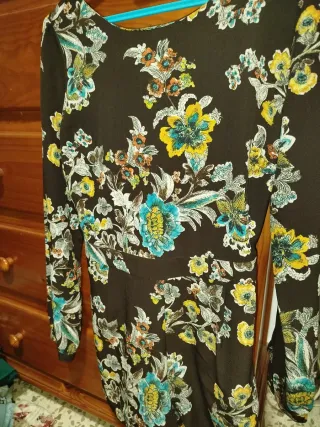 Mono Pull&Bear escote espalda short estampado