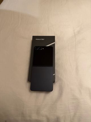 Samsung Galaxy Z Flip7