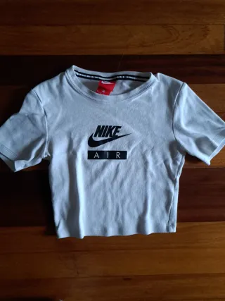 Camiseta Nike Air Crop Top Blanca Vintage