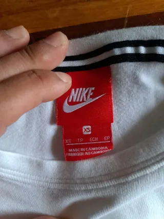 Camiseta Nike Air Crop Top Blanca Vintage