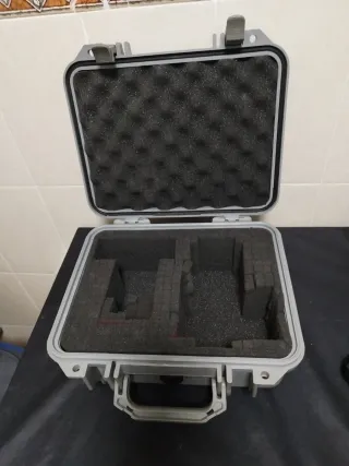 Maleta Peli 1400 Gris