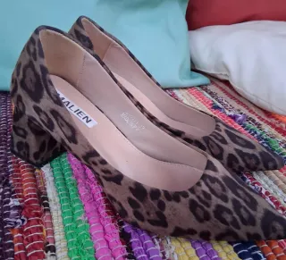 Zapatos tacón bajo MALIEN leopardo talla 37